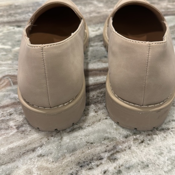 New Dolce Vita DV women’s loafers sand dune size 8 - Picture 8 of 11